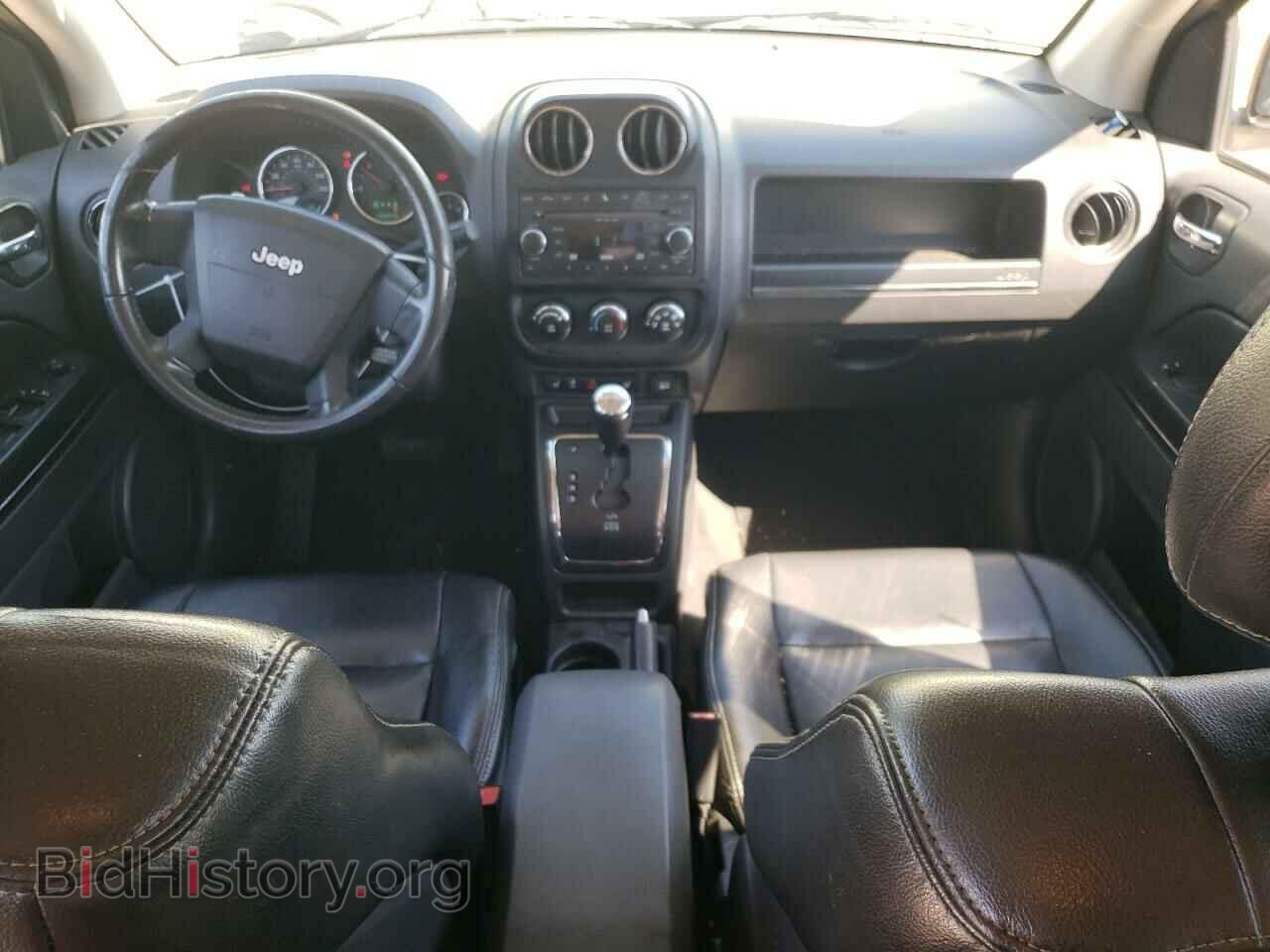 2010 JEEP COMPASS - VIN: 1J4NT5FB0AD537989 - Photo 8