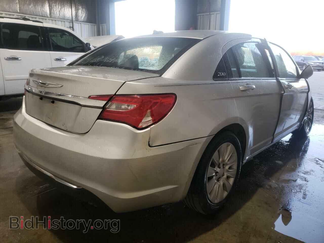 2012 CHRYSLER 200 - VIN: 1C3CCBAB5CN319891 - Фото 4