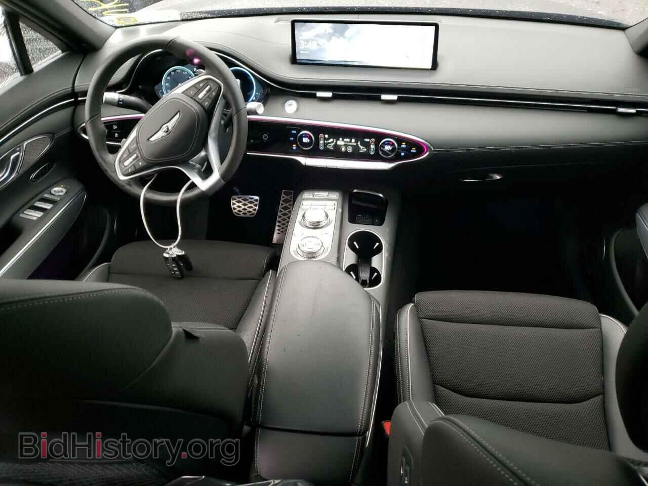 2023 GENESIS GV70 BASE - VIN: KMUMADTB2PU096474 - Фото 8