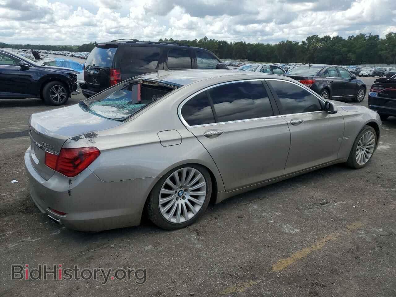 2012 BMW 7 SERIES - VIN: WBAKB8C56CC964885 - Фото 3