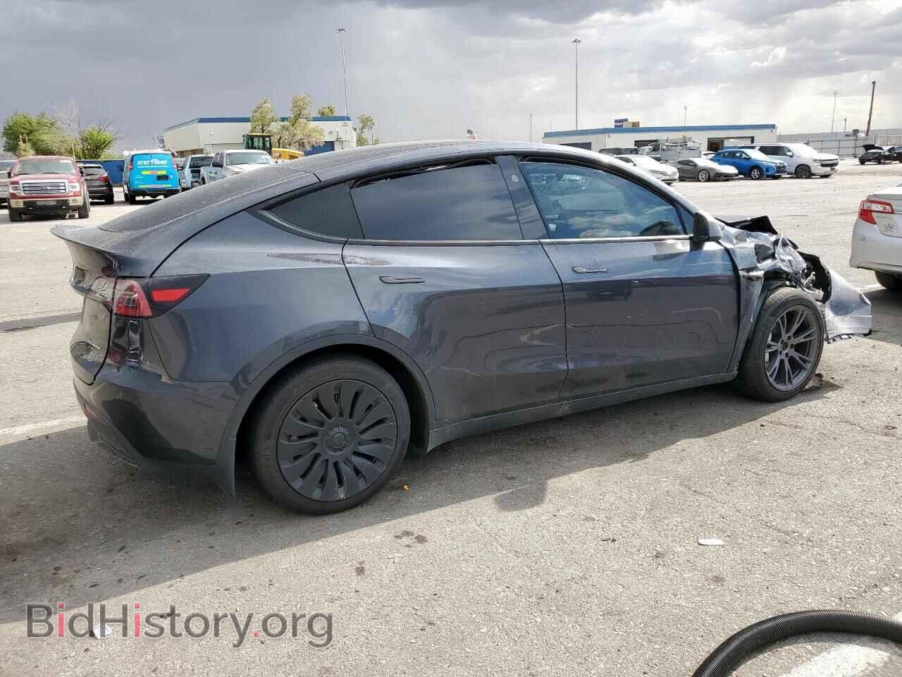 2024 TESLA MODEL Y - VIN: 7SAYGAEE9RF205746 - Photo 3