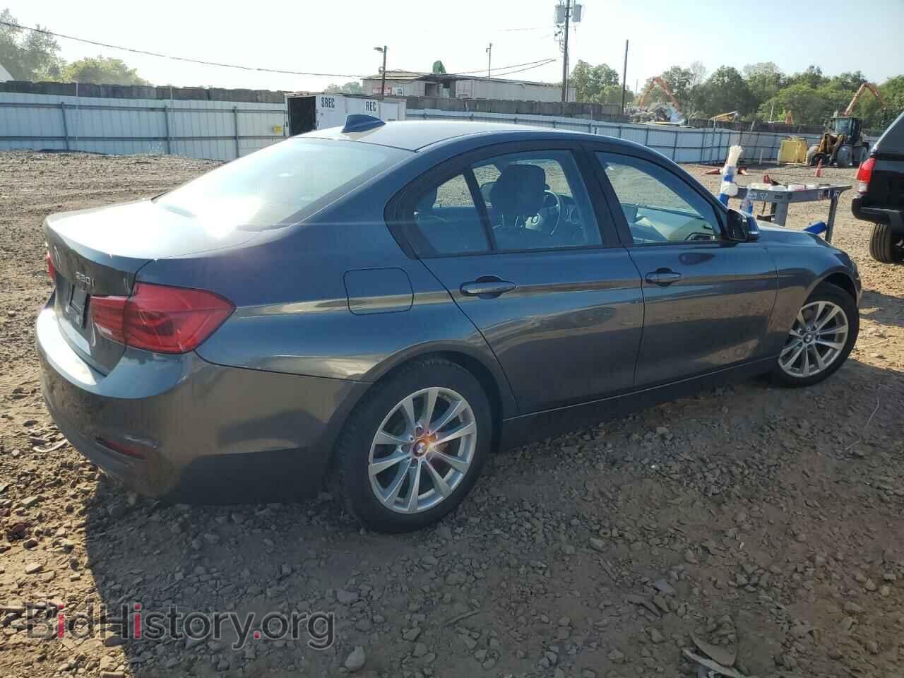 2016 BMW 3 SERIES - VIN: WBA8E5G55GNU19703 - Фото 3
