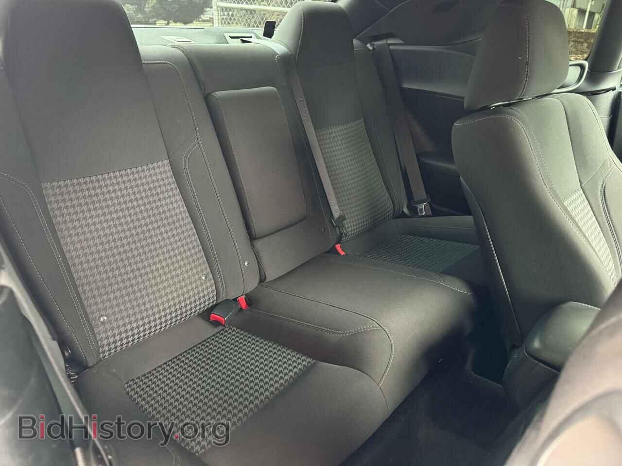 2017 DODGE CHALLENGER - VIN: 2C3CDZAGXHH592438 - Фото 6