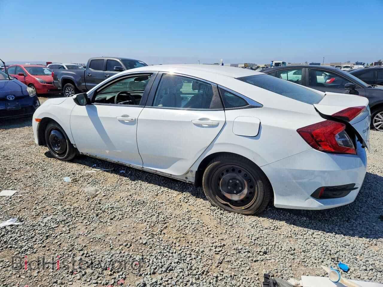 2017 HONDA CIVIC - VIN: 2HGFC2F52HH530768 - Photo 2