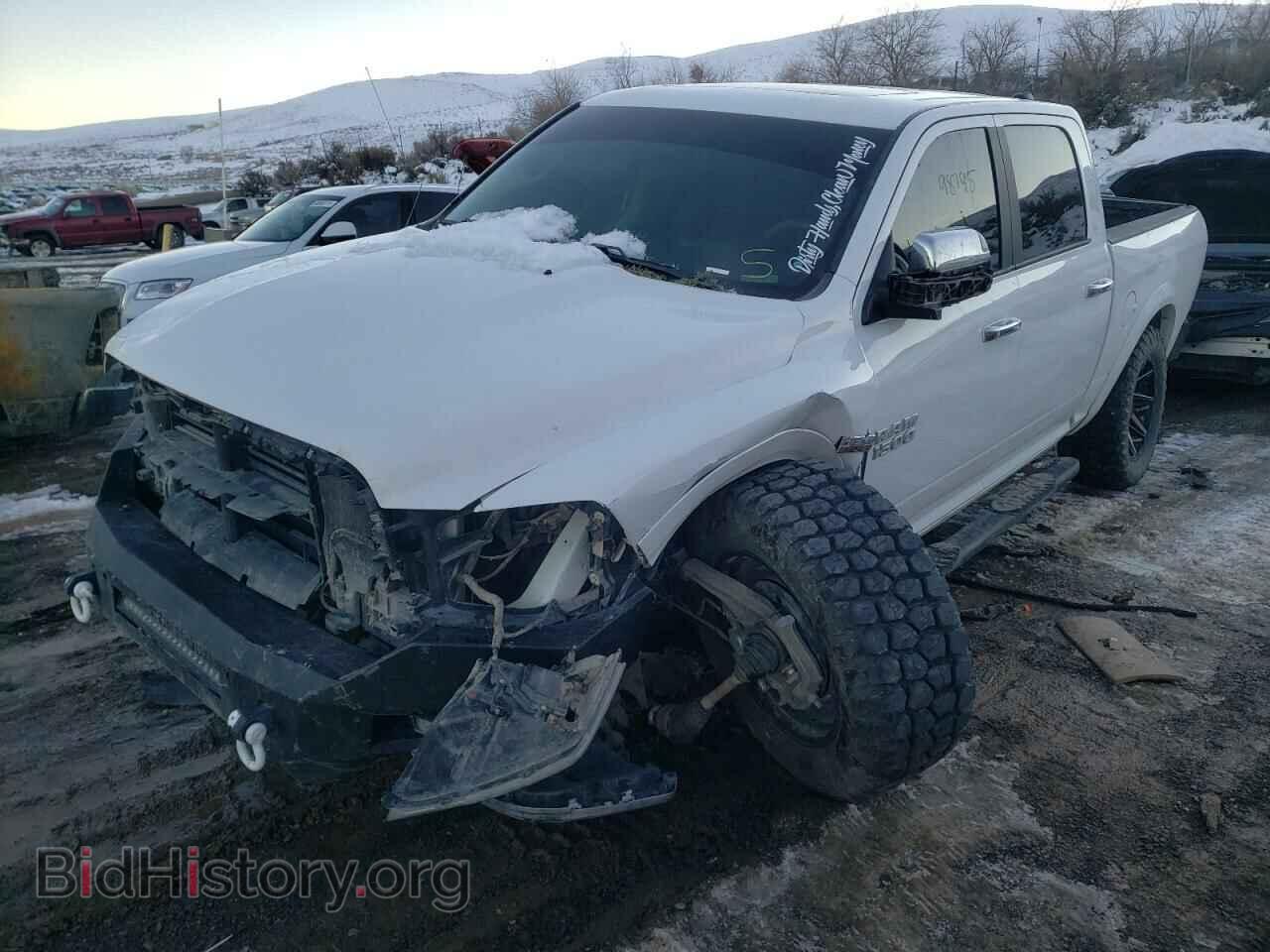 2016 RAM 1500 - VIN: 1C6RR7NT1GS397667 - Фото 2