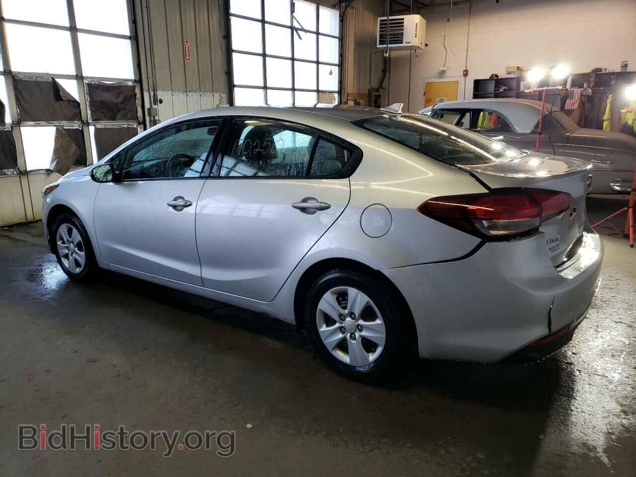 2017 KIA FORTE - VIN: 3KPFK4A78HE018773 - Фото 2