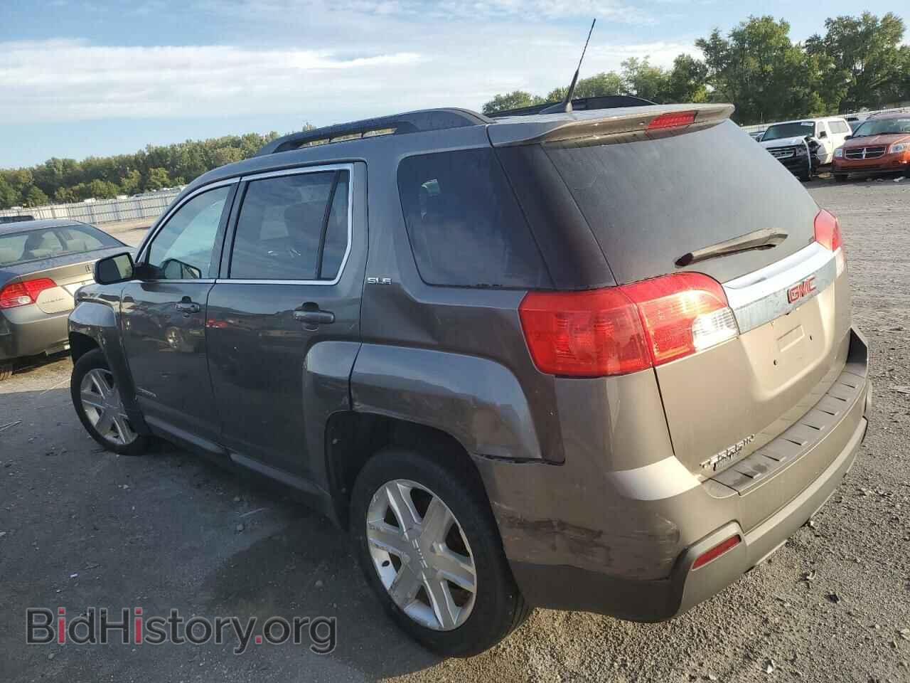 2011 GMC TERRAIN - VIN: 2CTALSEC5B6414142 - Photo 2