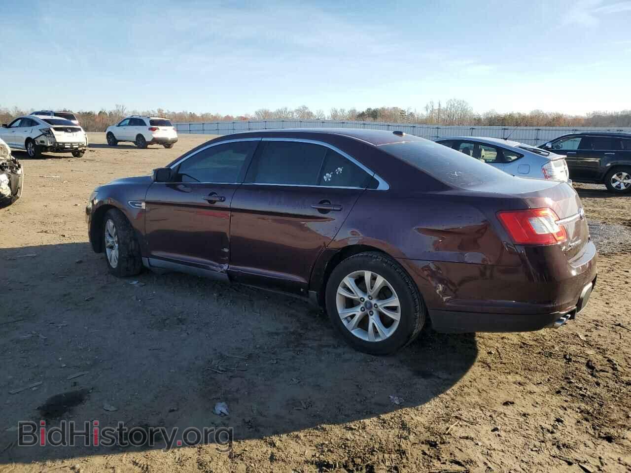 2011 FORD TAURUS - VIN: 1FAHP2EW0BG156434 - Фото 2
