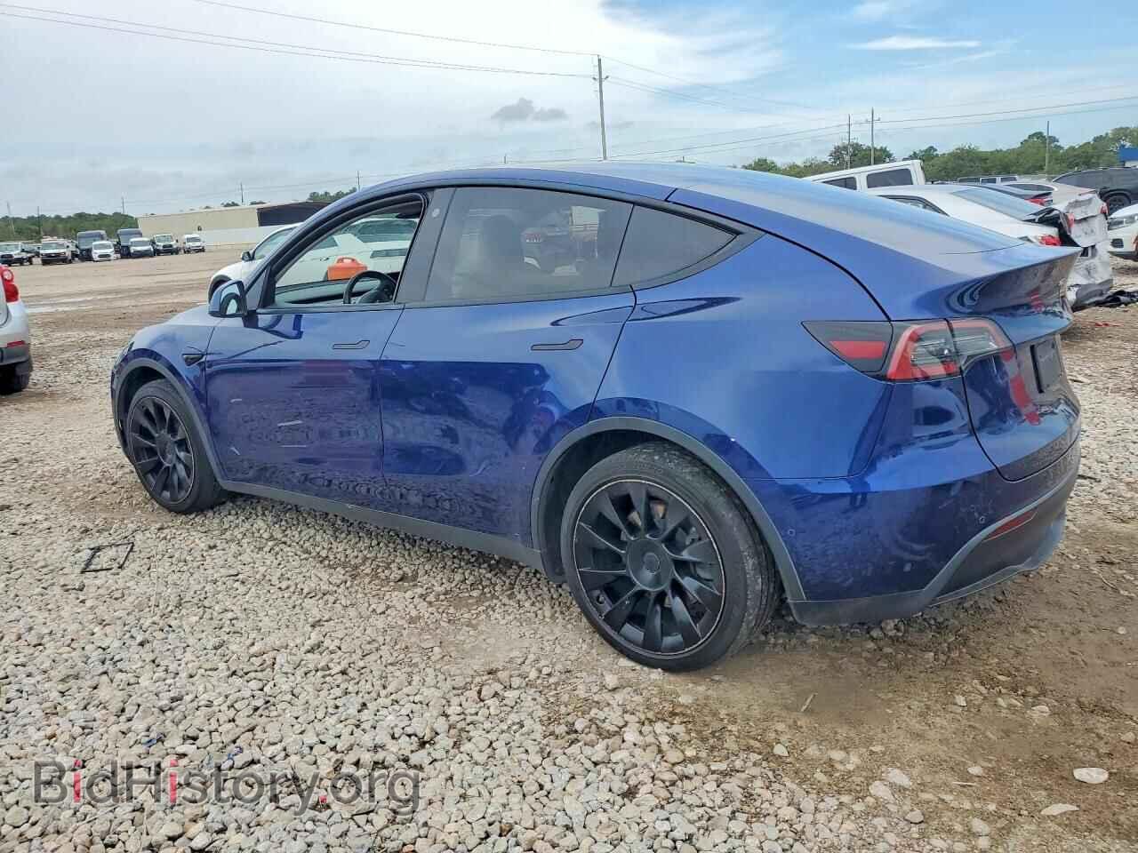 2022 TESLA MODEL Y - VIN: 7SAYGDEE2NF480824 - Photo 2