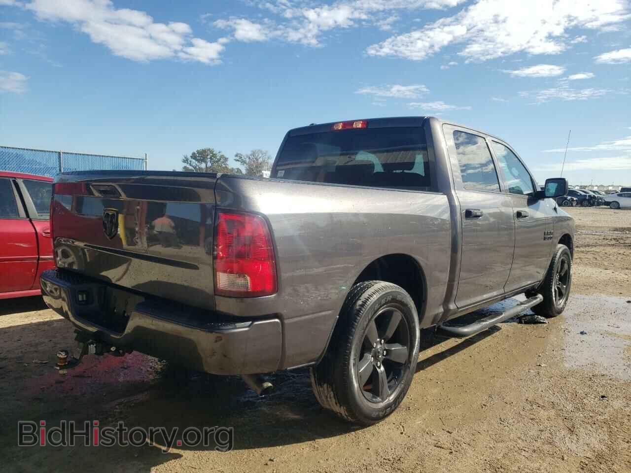2018 RAM 1500 - VIN: 1C6RR6KG2JS245373 - Фото 3
