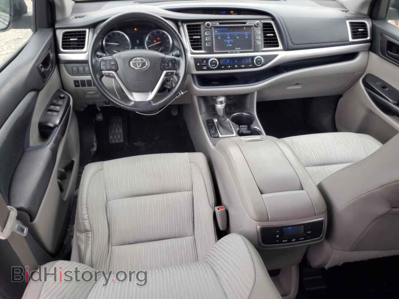 2016 TOYOTA HIGHLANDER - VIN: 5TDBKRFH4GS356253 - Фото 8