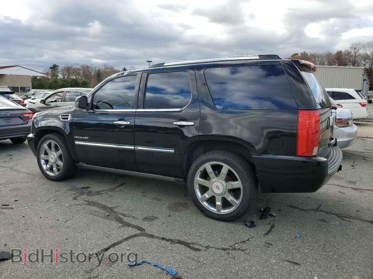 2011 CADILLAC ESCALADE - VIN: 1GYS3CEF0BR130044 - Фото 2