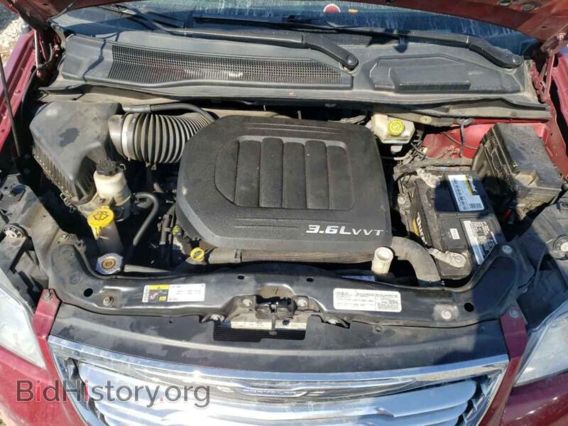 2016 Chrysler MINIVAN (VIN 2C4RC1BG3GR142003) — photo 12 of 13