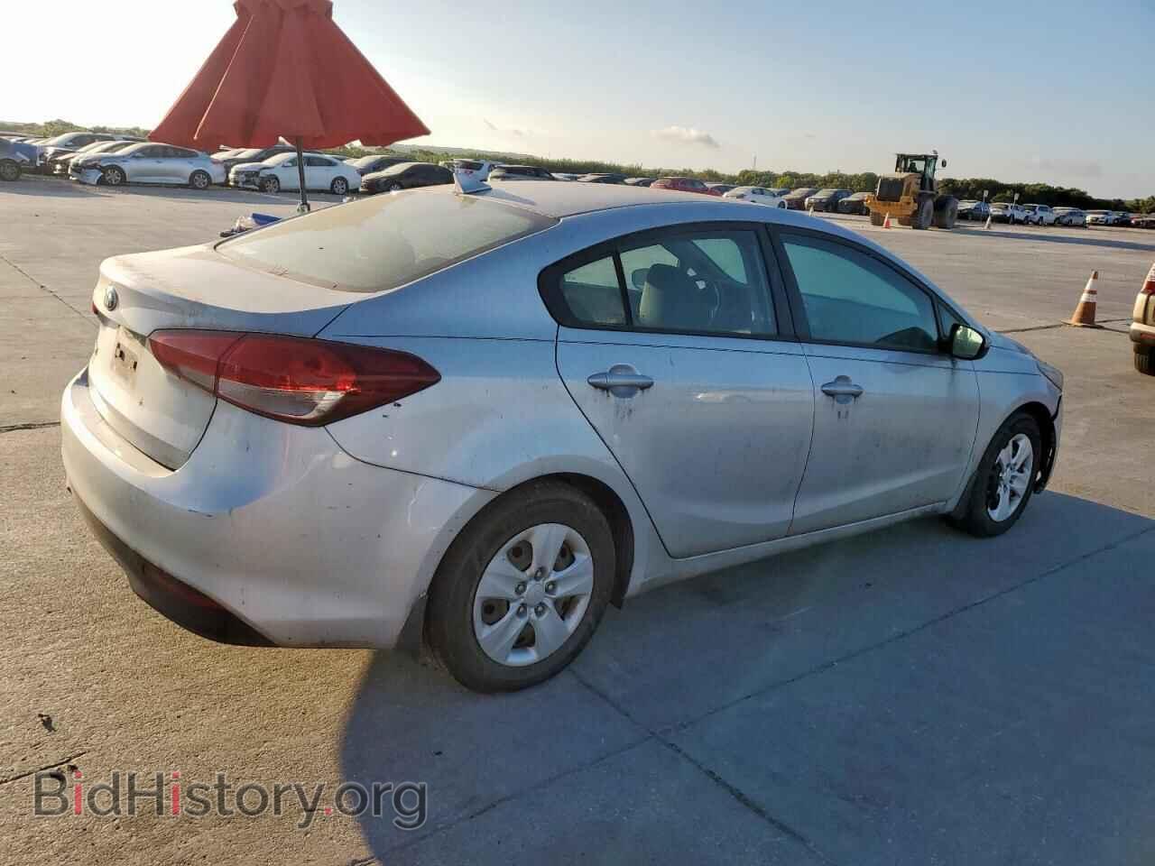 2017 KIA FORTE - VIN: 3KPFL4A79HE142287 - Фото 3
