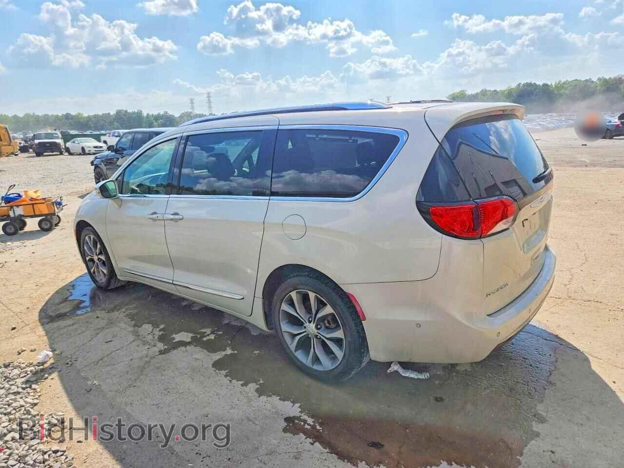 2017 CHRYSLER PACIFICA - VIN: 2C4RC1GG2HR705634 - Photo 2