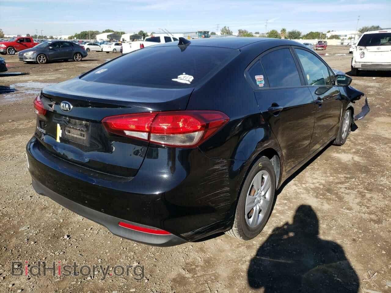 2017 KIA FORTE - VIN: 3KPFK4A76HE119438 - Фото 4