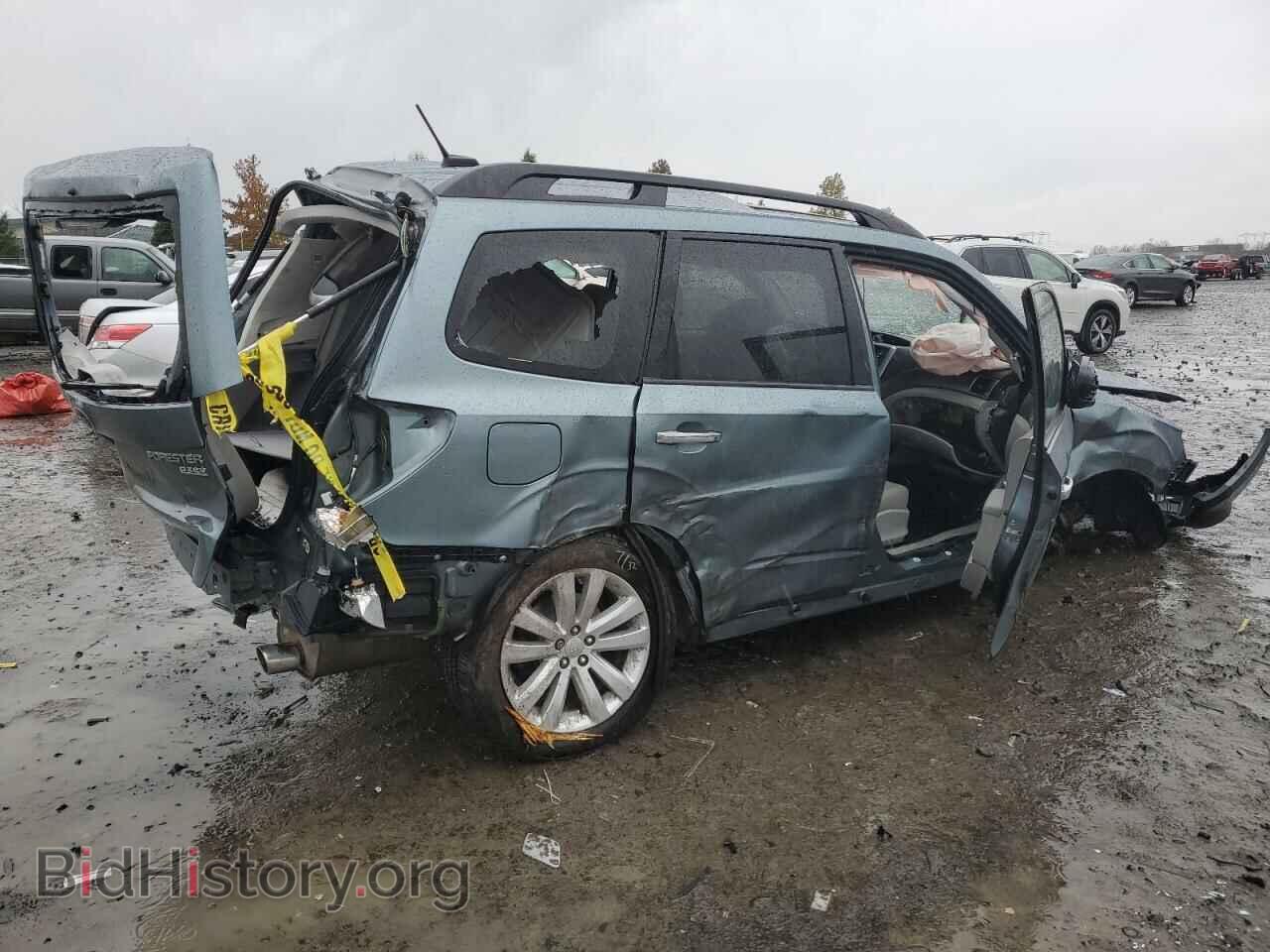2011 SUBARU FORESTER - VIN: JF2SHAECXBH702875 - Фото 3
