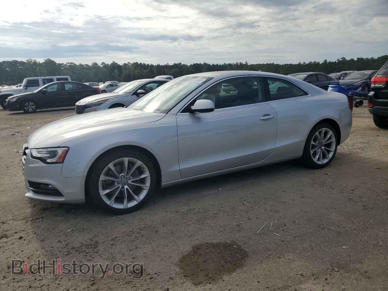 Photo WAUVFAFR7DA044865 - AUDI A5 2013