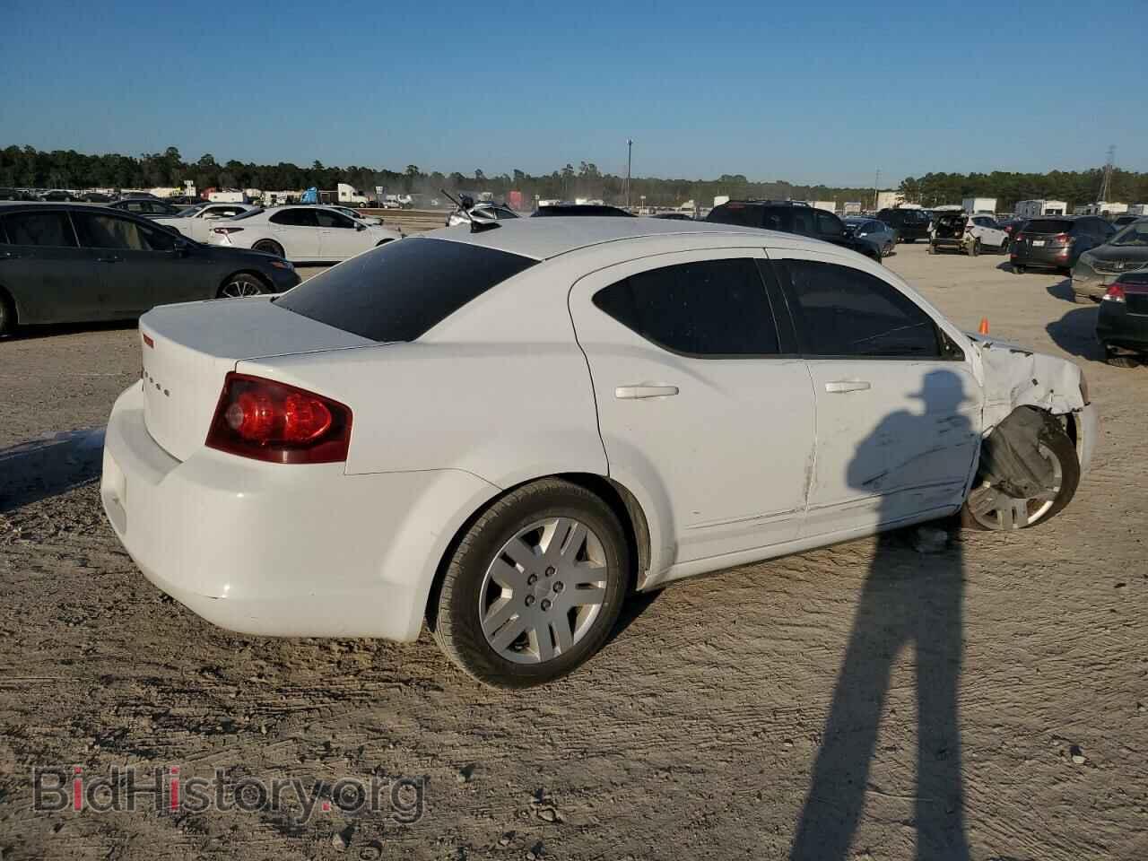 2011 DODGE AVENGER - VIN: 1B3BD4FBXBN586873 - Фото 3