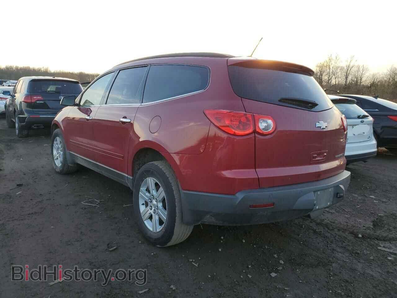 2012 CHEVROLET TRAVERSE - VIN: 1GNKRJED9CJ149349 - Фото 2