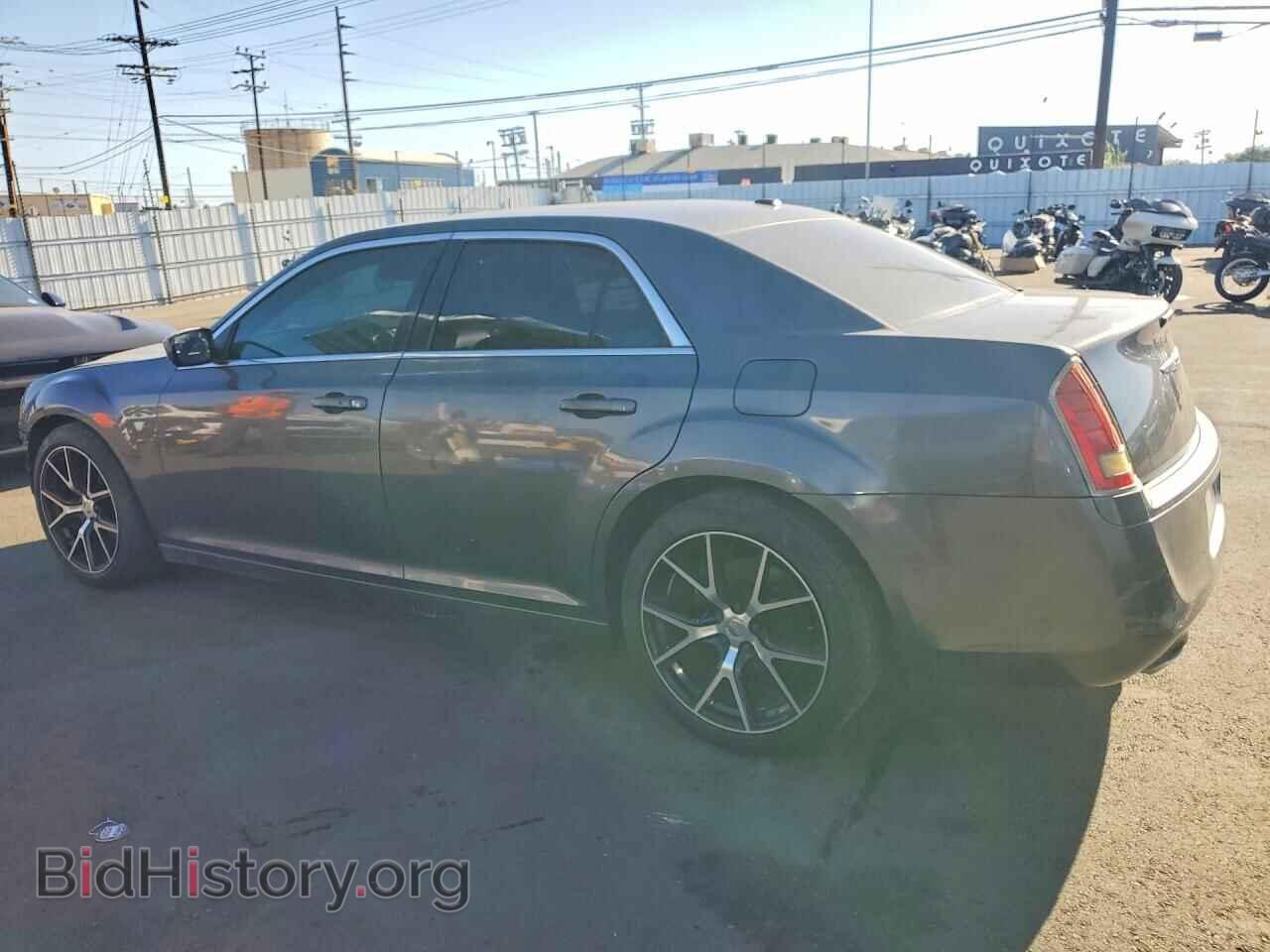 2014 CHRYSLER 300 - VIN: 2C3CCABG4EH118483 - Photo 2