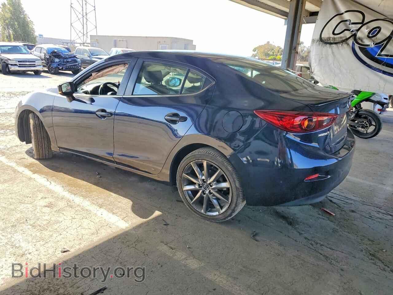2018 MAZDA 3 - VIN: 3MZBN1V33JM191380 - Photo 2