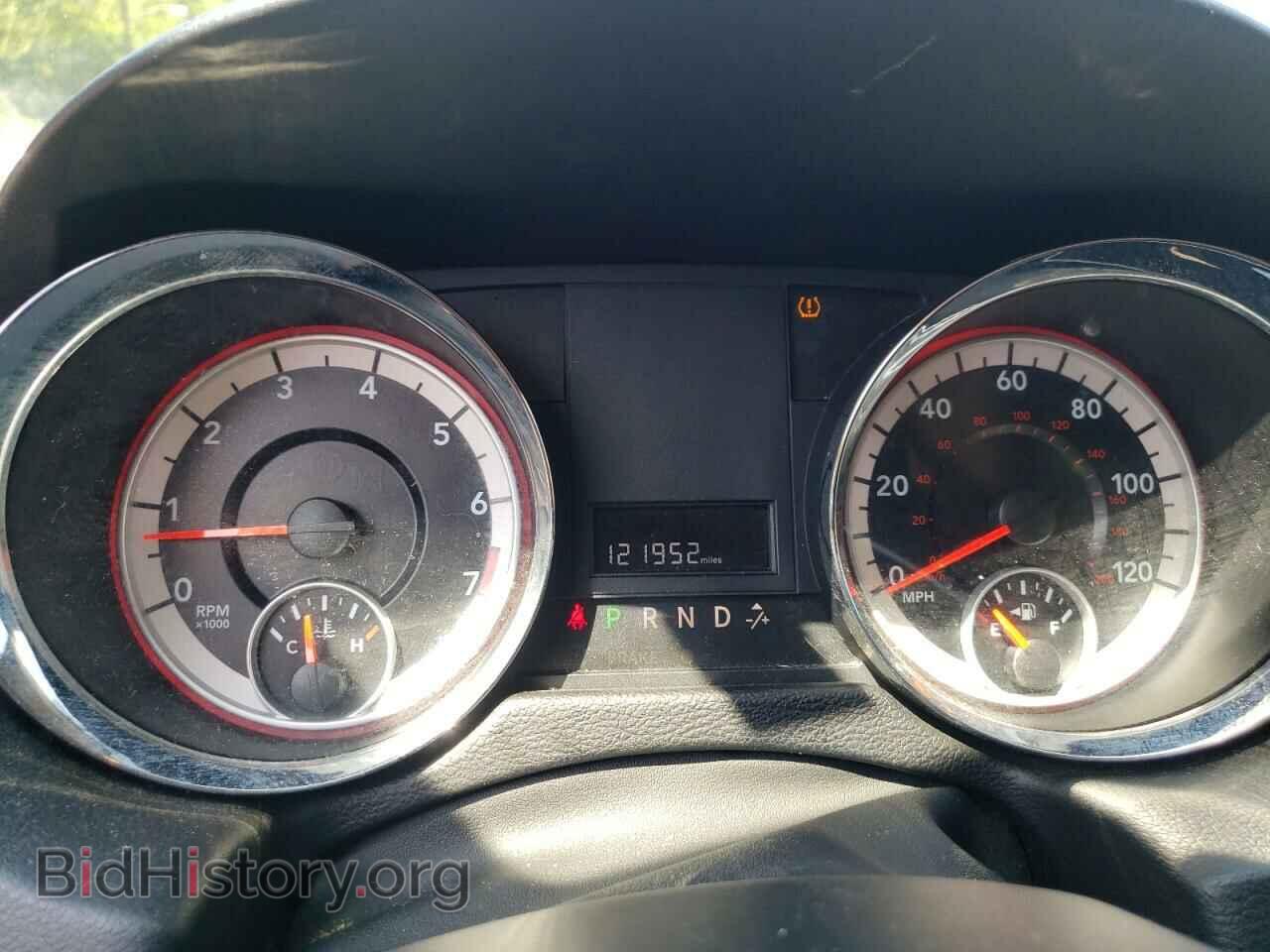 2011 DODGE All Models - VIN: 2D4RN3DG5BR794751 - Фото 9
