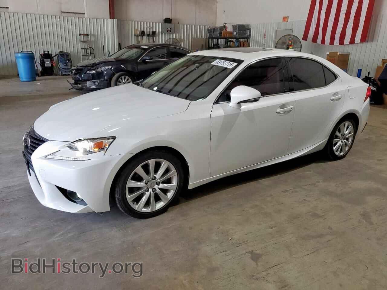 Фотография JTHBF1D24F5081264 - LEXUS IS 2015