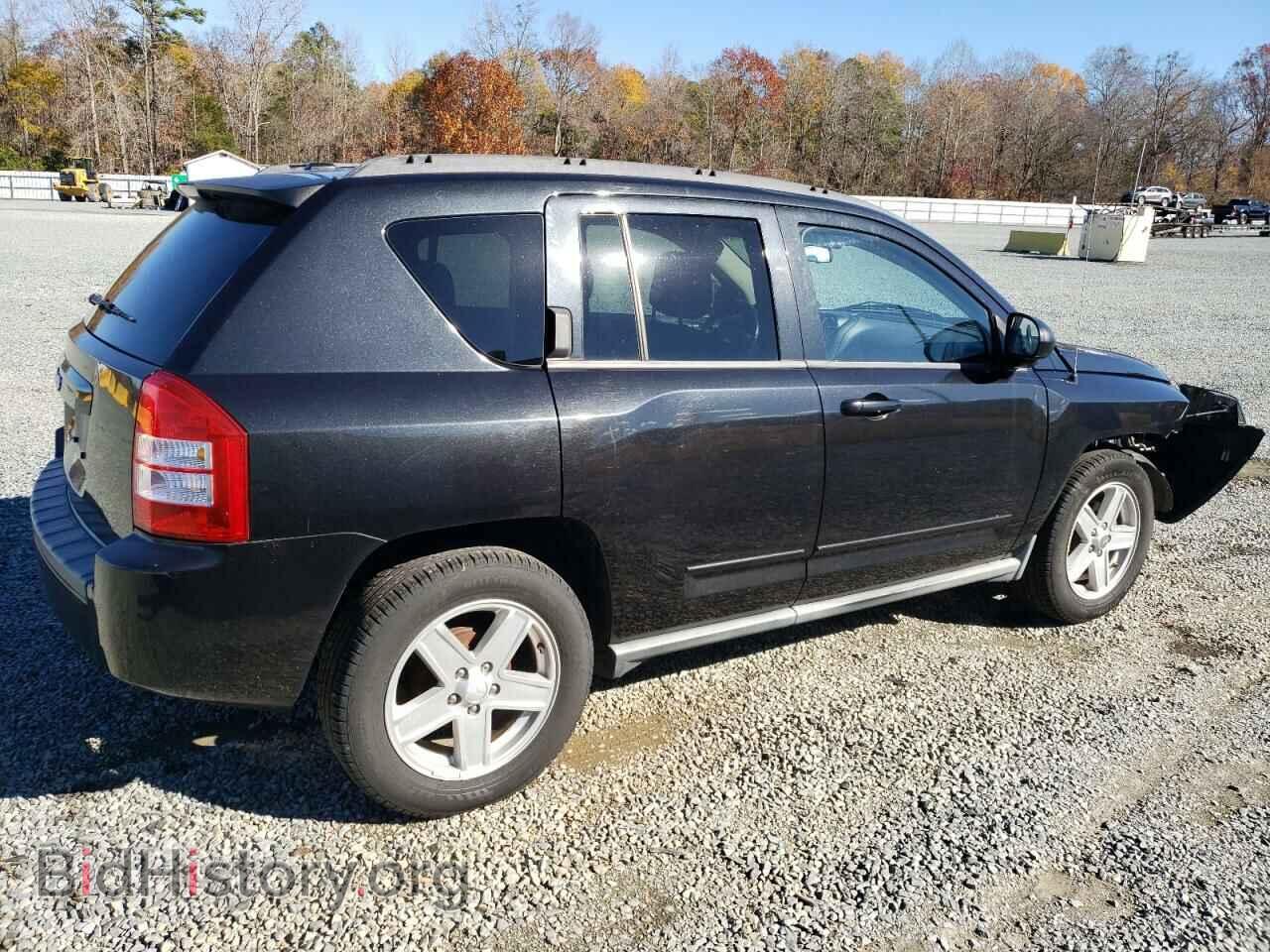 2010 JEEP COMPASS - VIN: 1J4NT4FB0AD580822 - Photo 3