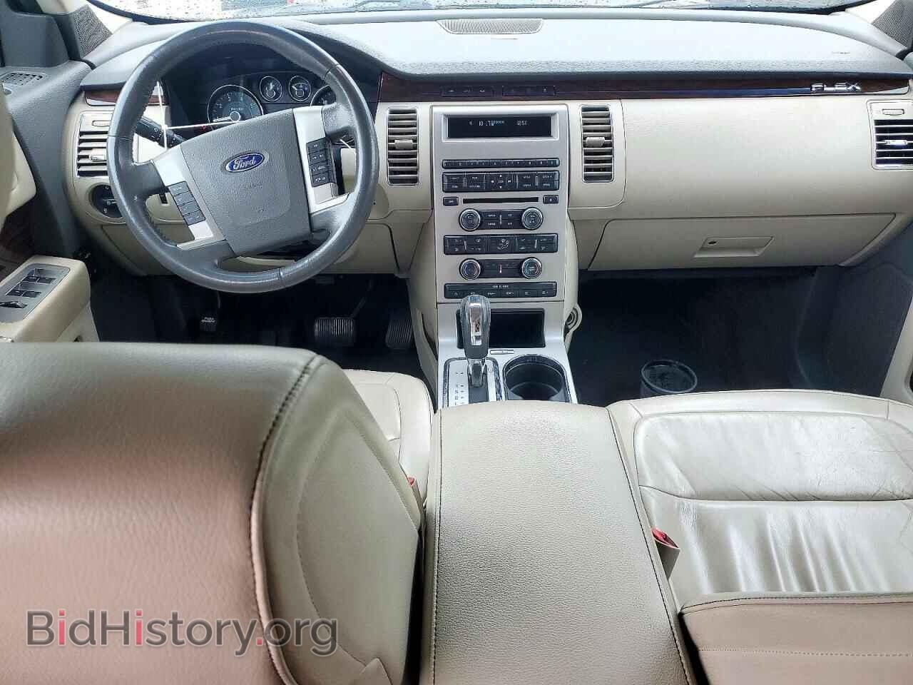 2010 Ford FLEX (VIN 2FMHK6CC7ABA97229) — photo 8 of 13