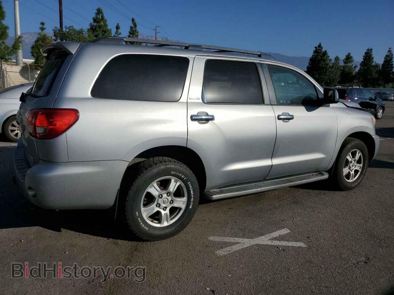 2008 TOYOTA SEQUOIA - VIN: 5TDBY68A28S018607 - Фото 3