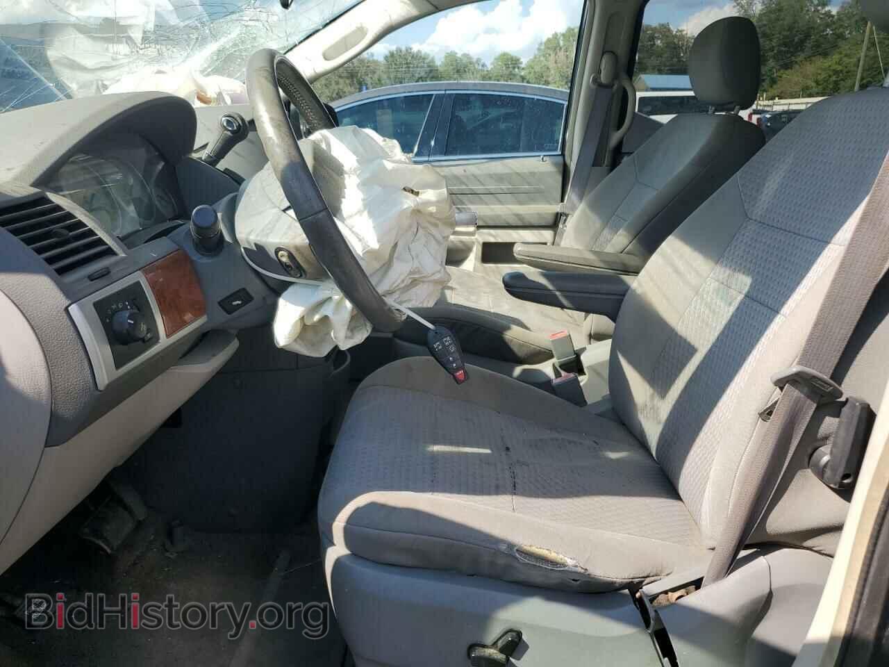 2008 CHRYSLER MINIVAN - VIN: 2A8HR54P48R151558 - Фото 7