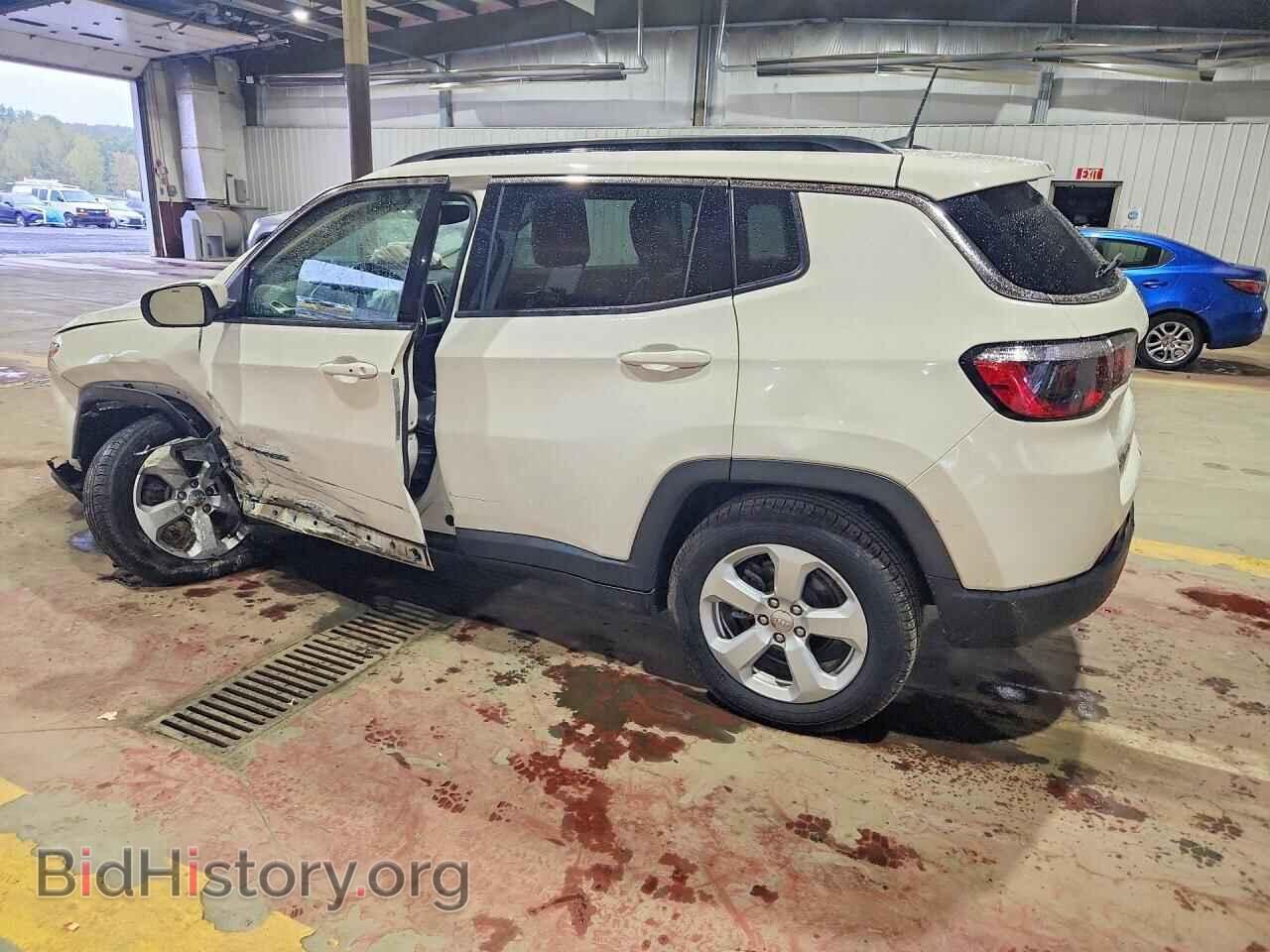 2019 JEEP COMPASS - VIN: 3C4NJDBB1KT600279 - Фото 2