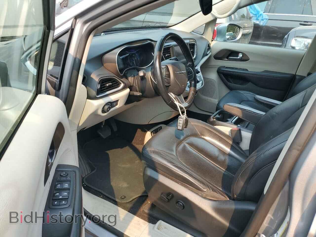2019 CHRYSLER PACIFICA - VIN: 2C4RC1BG7KR652282 - Фото 8