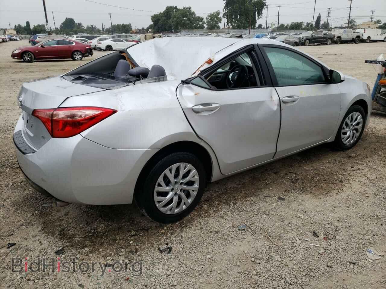 2017 TOYOTA COROLLA - VIN: 5YFBURHE5HP662188 - Фото 3