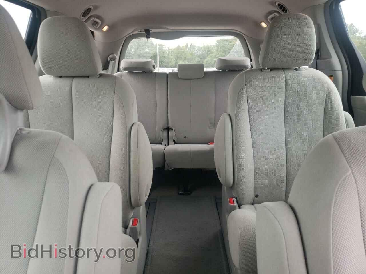 2012 TOYOTA SIENNA - VIN: 5TDKA3DC2CS012972 - Фото 10