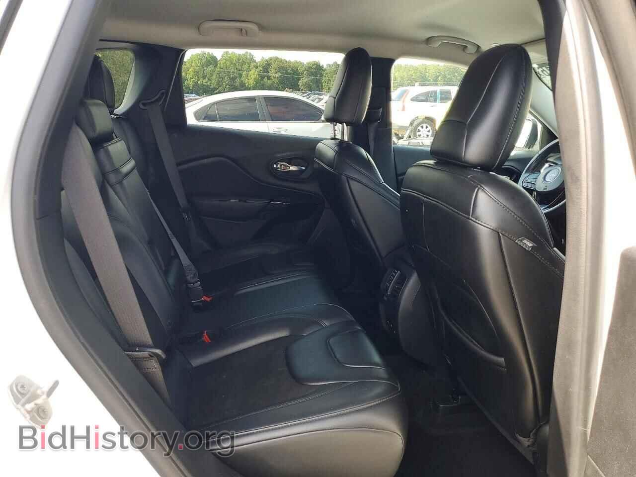 2019 JEEP CHEROKEE - VIN: 1C4PJLLX4KD381546 - Фото 11