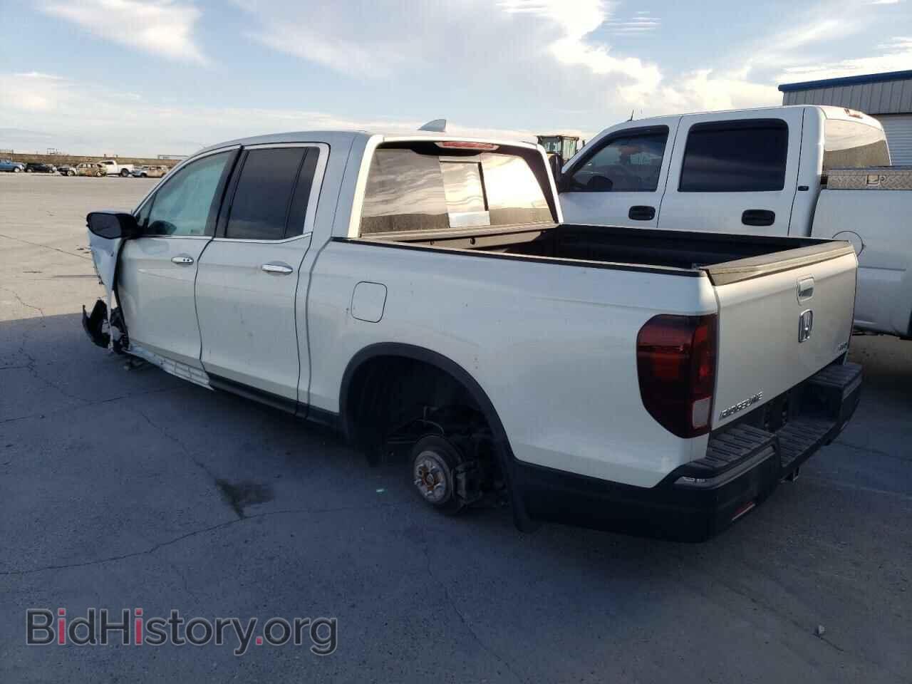 2019 HONDA RIDGELINE - VIN: 5FPYK3F76KB013270 - Фото 2