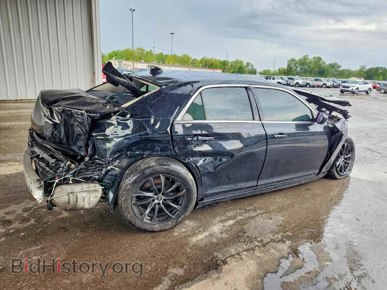 2019 CHRYSLER 300 - VIN: 2C3CCAAG9KH755415 - Photo 3