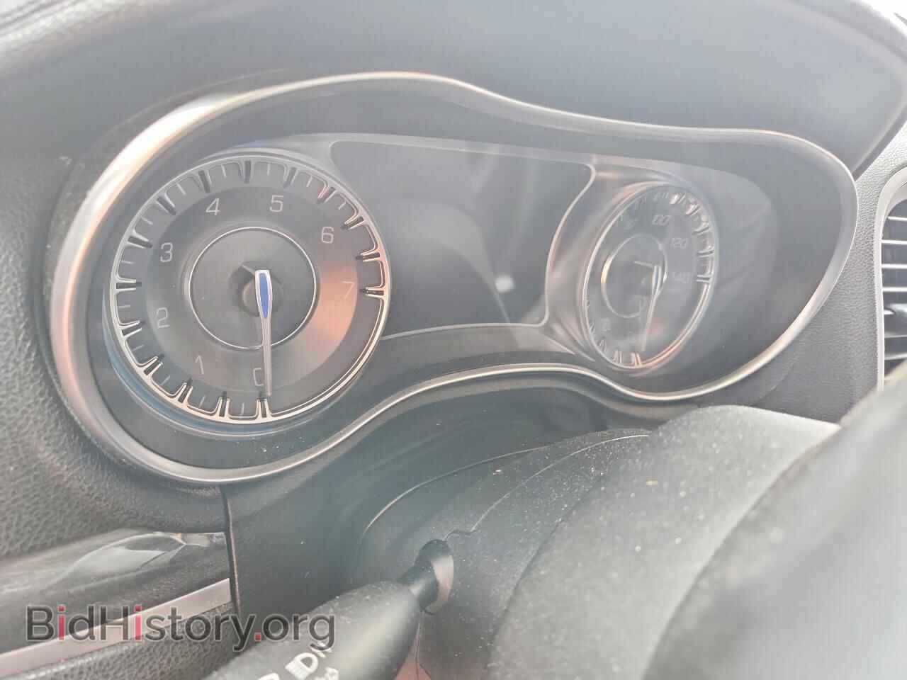 2019 CHRYSLER 300 - VIN: 2C3CCAAG9KH755415 - Photo 9