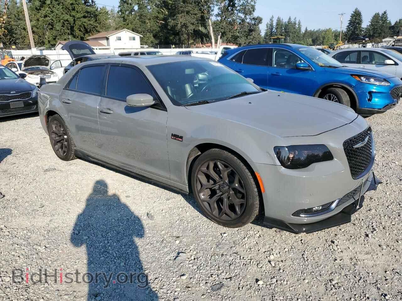 2019 CHRYSLER 300 - VIN: 2C3CCABG2KH604950 - Photo 4