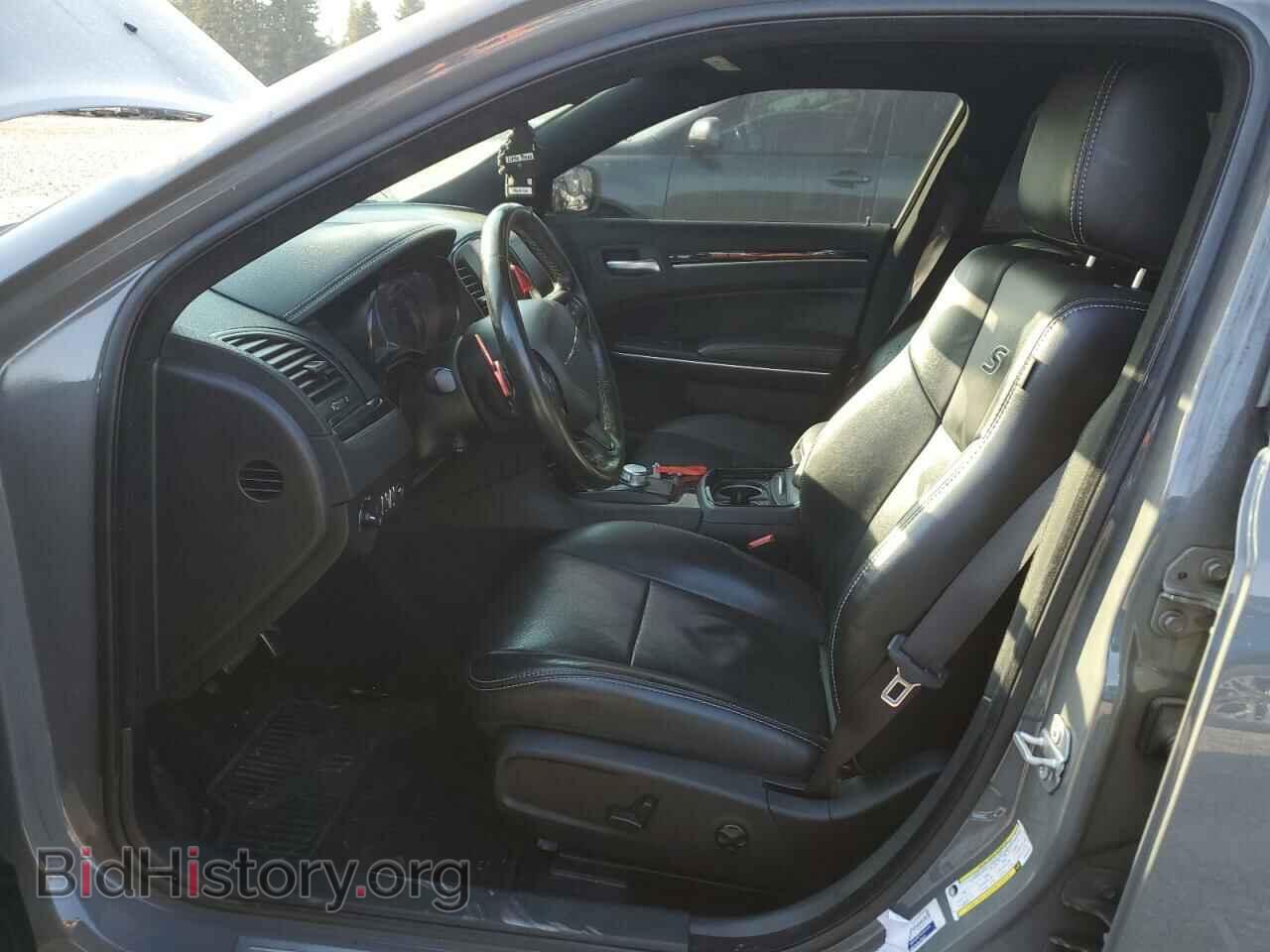 2019 CHRYSLER 300 - VIN: 2C3CCABG2KH604950 - Photo 7