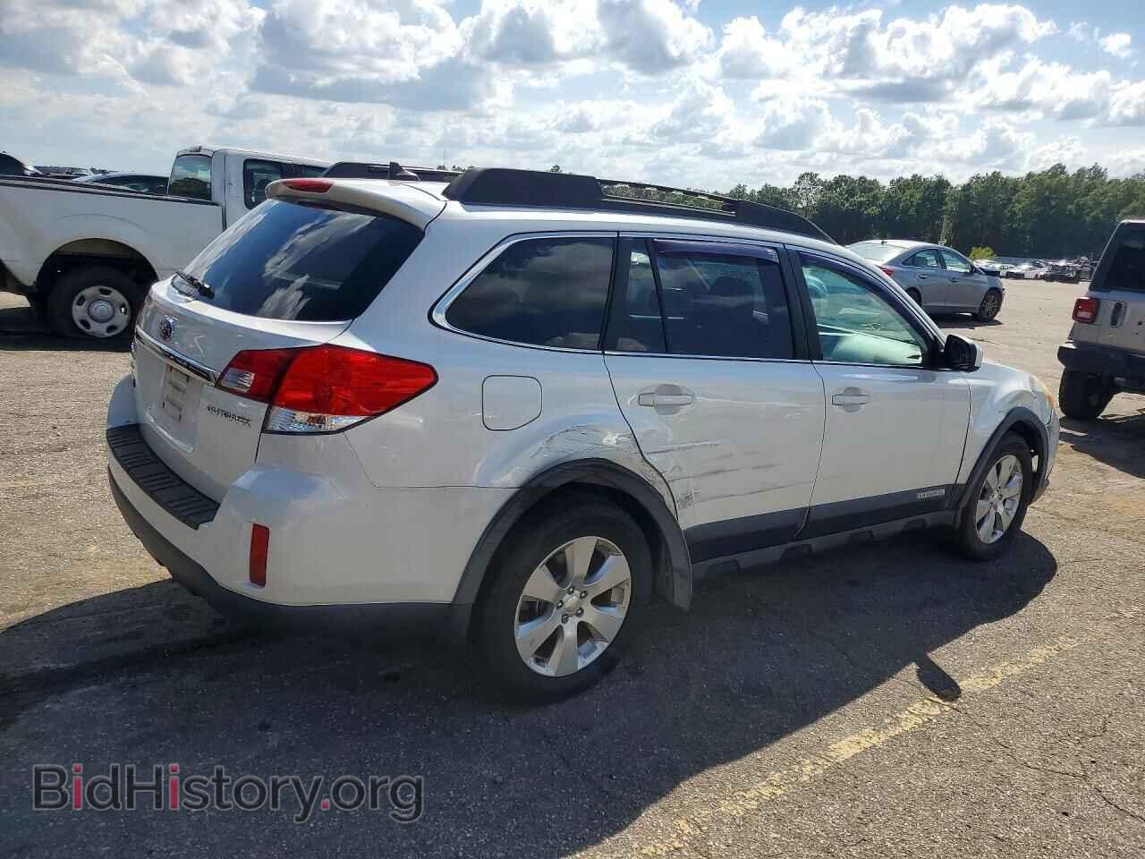 2011 SUBARU OUTBACK - VIN: 4S4BRCLC8B3397220 - Фото 3