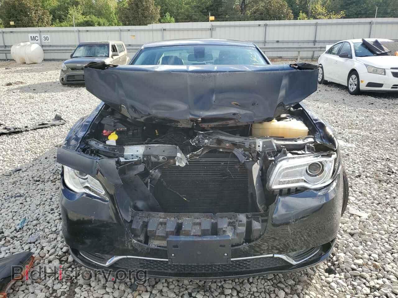 2019 CHRYSLER 300 - VIN: 2C3CCAEG4KH686630 - Фото 5