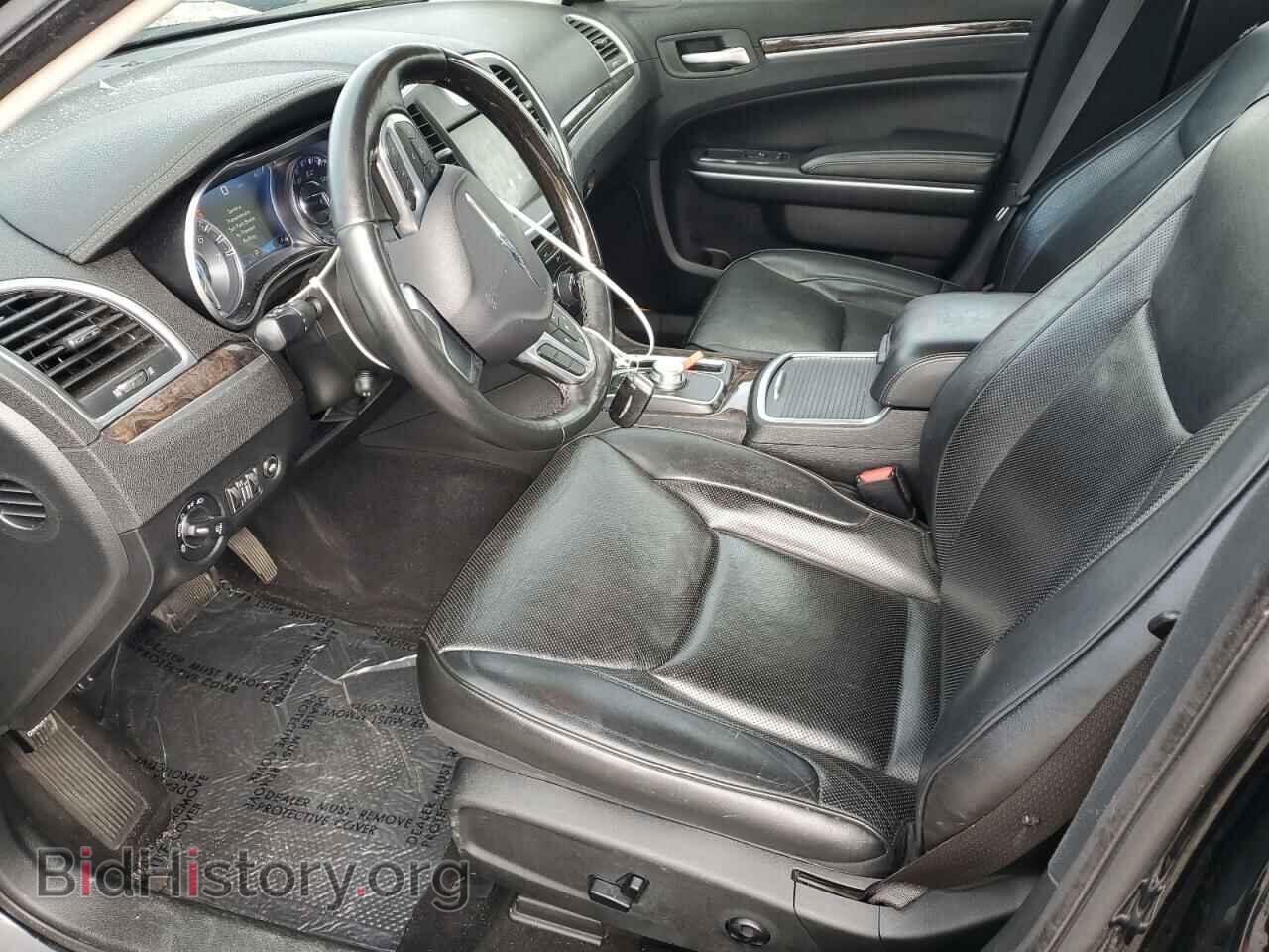 2019 CHRYSLER 300 - VIN: 2C3CCAEG4KH686630 - Фото 7