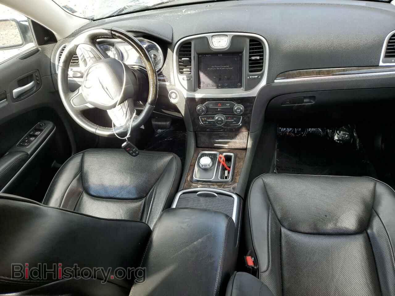 2019 CHRYSLER 300 - VIN: 2C3CCAEG4KH686630 - Фото 8