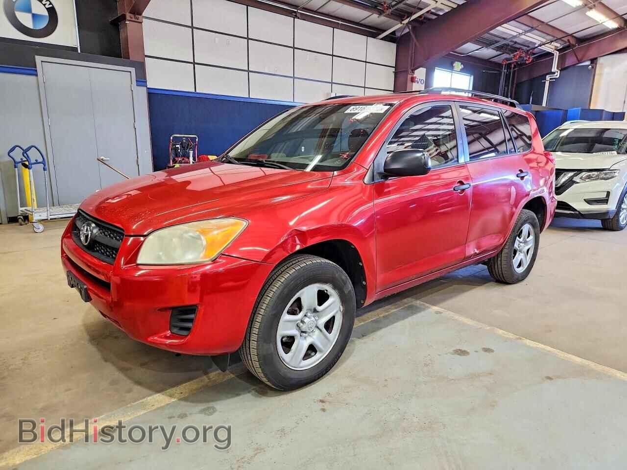 Фотография JTMBF4DV6AD037598 - TOYOTA RAV4 2010