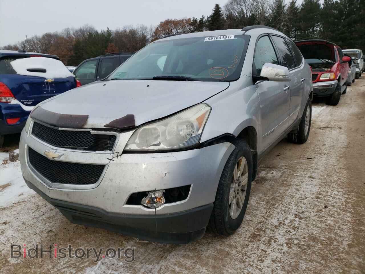 2009 CHEVROLET TRAVERSE - VIN: 1GNEV23D49S125478 - Фото 2
