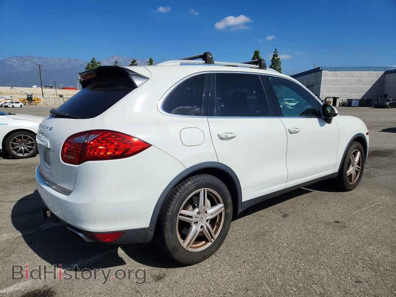 2014 PORSCHE CAYENNE - VIN: WP1AB2A25ELA58457 - Photo 3