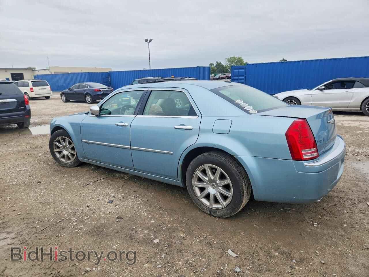 2009 CHRYSLER 300 - VIN: 2C3KA63T09H580801 - Photo 2